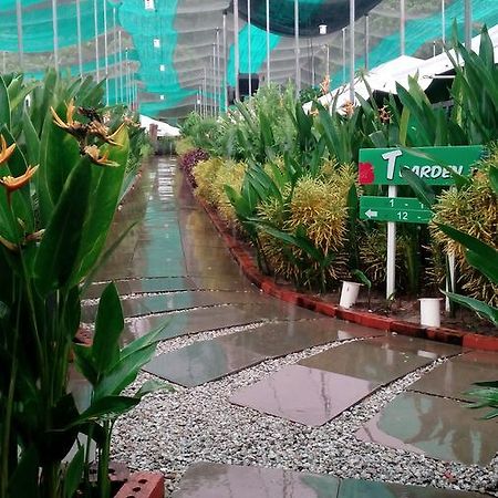 T Garden Villa Pantai Cenang  Exteriör bild